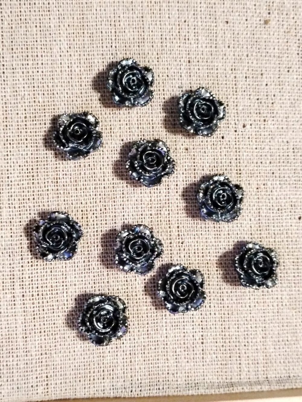 10 Pcs BLACK Metallic Roses Decorative Display Memo Bulletin Boards Push Pins